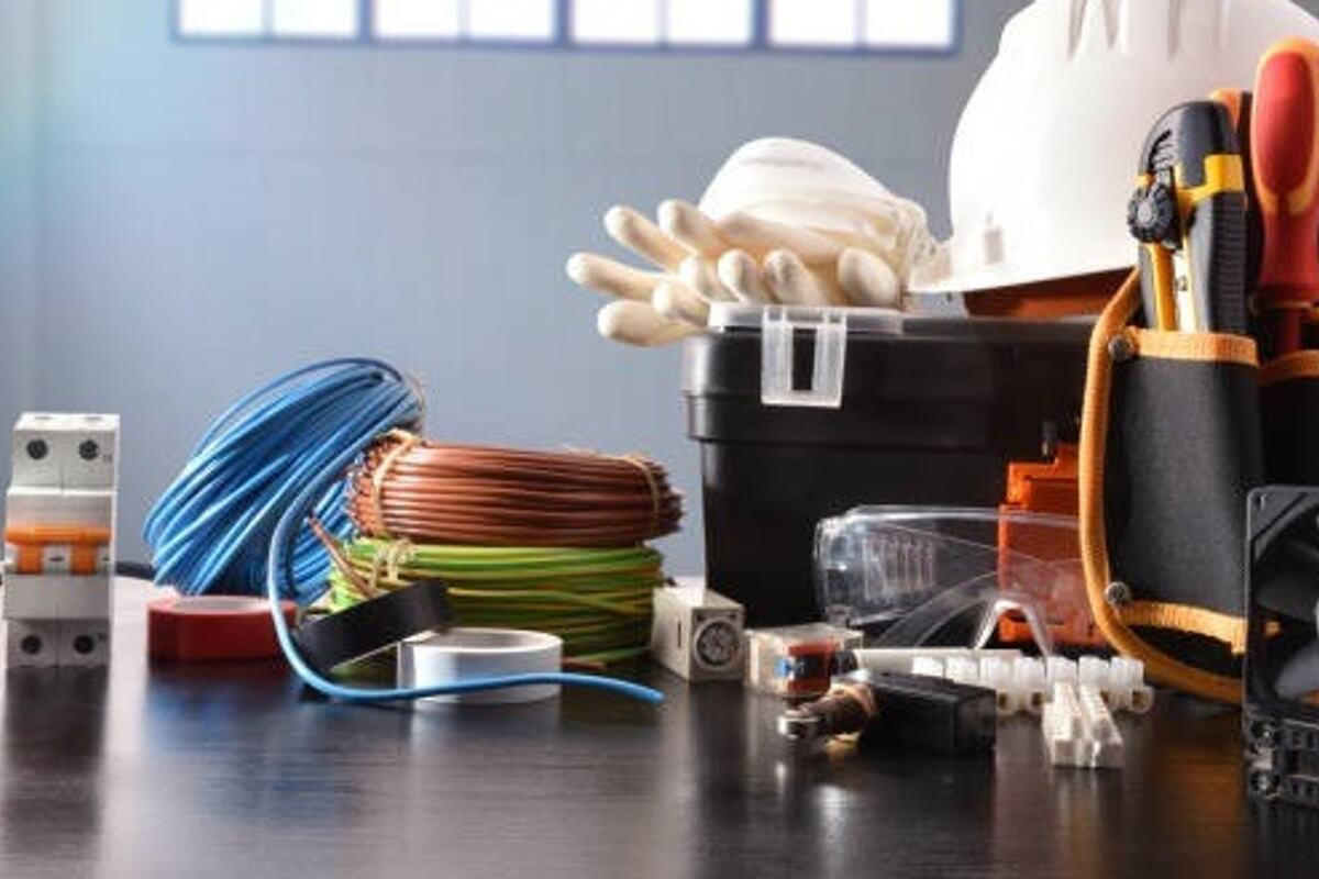 Material eléctrico en Niño Artillero