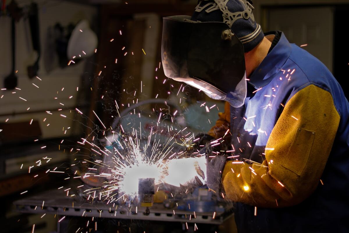 Perfiles metálicos y de aluminio en El Retoño
